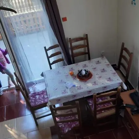 Feriehus Csaladi Nyaralo *